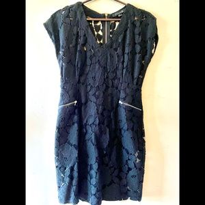 Forever 21 black lace dress